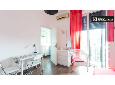 Wohnung mit 1 Schlafzimmer zu vermieten in Vigentino,… - Wohnungen