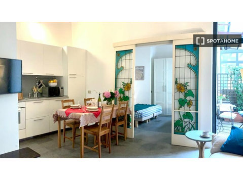 Apartamento de 1 dormitorio en alquiler en Villapizzone,… - Pisos