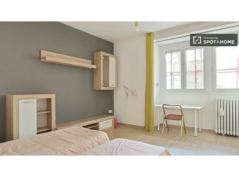 Mieszkanie z 2 sypialniami do wynajęcia w Gallaratese w… - Mieszkanie