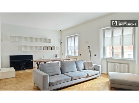 Apartment with 2 bedrooms for rent in Milan - Korterid