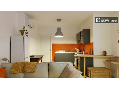 Appartamento con 2 camere da letto in affitto a Milano,… - Appartamenti