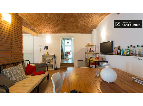 Apartment with 2 bedrooms for rent in Navigli, Milan - Căn hộ