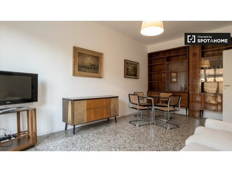 Apartament z 2 sypialniami do wynajęcia w San Siro, Mediolan - Mieszkanie