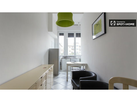 Apartament z 2 sypialniami do wynajęcia w Vigentino w… - Mieszkanie