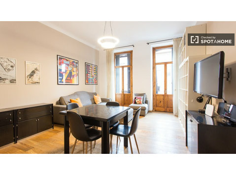 Apartamento com 2 quartos para alugar em Zona Farini, Milão - Apartamentos
