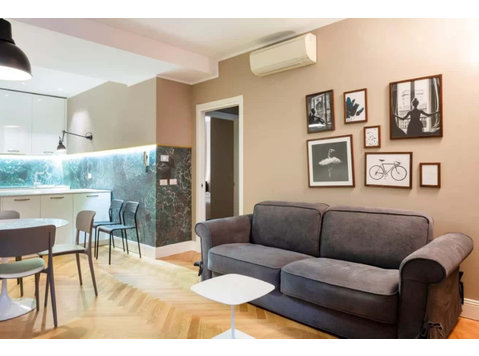 Beautiful and spacious house in Corso Como - Apartments