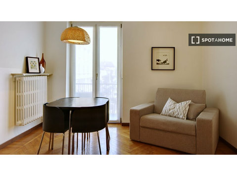 Apartamento clásico de 1 dormitorio en alquiler en Isola,… - Pisos