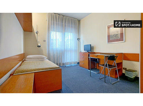 Apartamento confortável para alugar em Precotto, Milão - Apartamentos