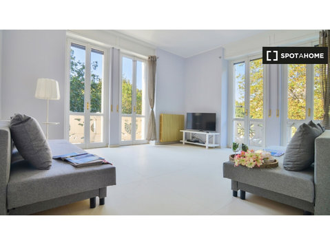 Contemporary 2-bedroom apartment for rent in Milan - Apartments