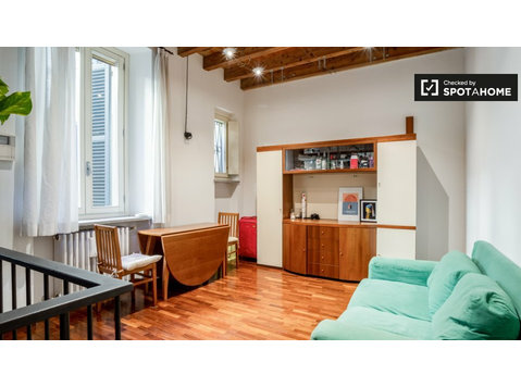 Milano'da kiralık 2 yatak odalı dubleks daire - Apartman Daireleri