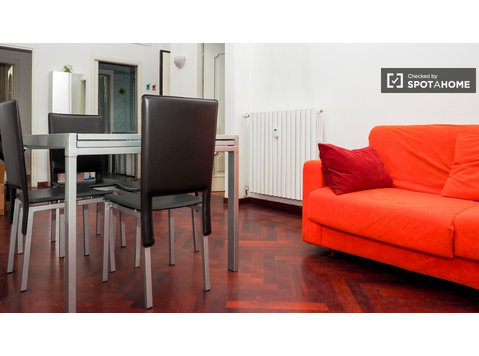 Piso de 1 dormitorio cerca de la Universidad Bocconi de… - Pisos