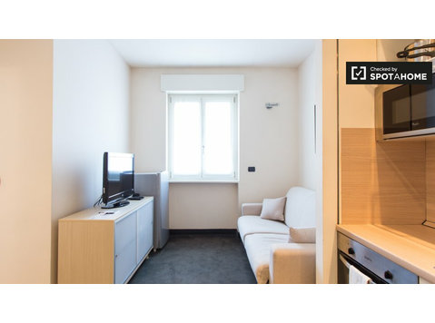 Grande appartamento con 1 camera da letto in affitto a… - Appartamenti
