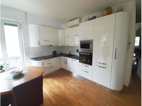 MODERN 2 BEDROOMS APARTMENT IN MILAN CITY CENTRE - Apartments