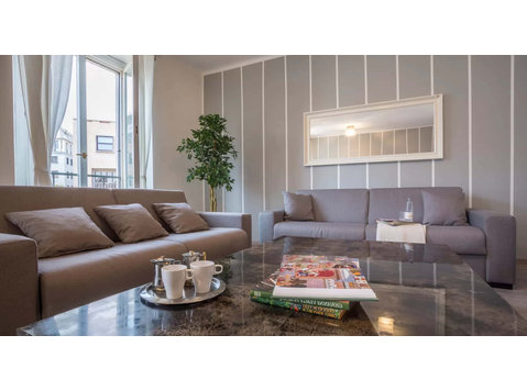 Mazzini Cenacolo: Family flat in the city centre - Asunnot