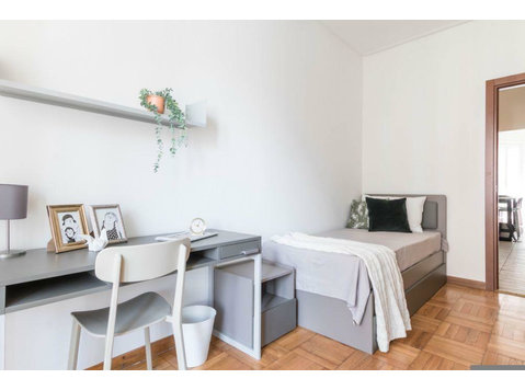 Meravigliosa camera singola in Via Renato Fucini - Appartements