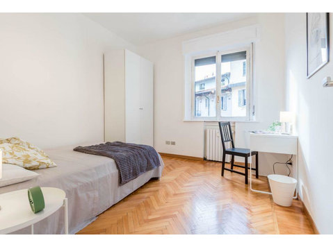 Meravigliosa camera singola nel cuore di Milano - Apartments