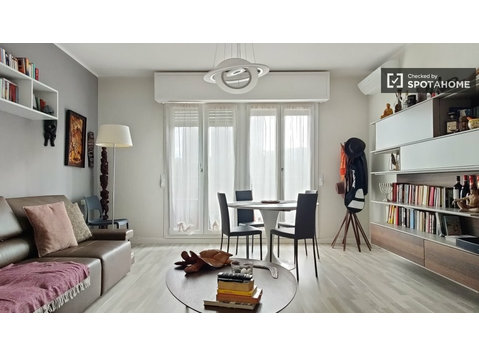 Modern 1-bedroom apartment for rent in Gallaratese, Milan - Appartementen