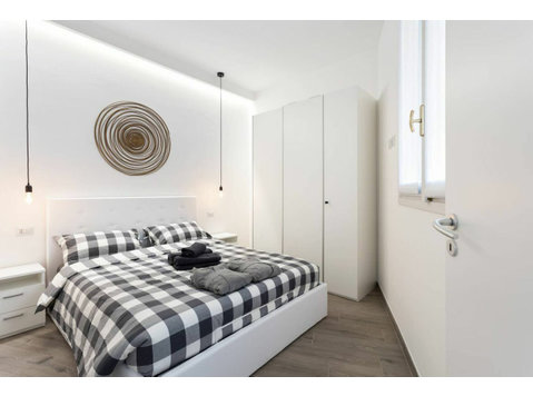 Modern and new flat in Duomo area - อพาร์ตเม้นท์