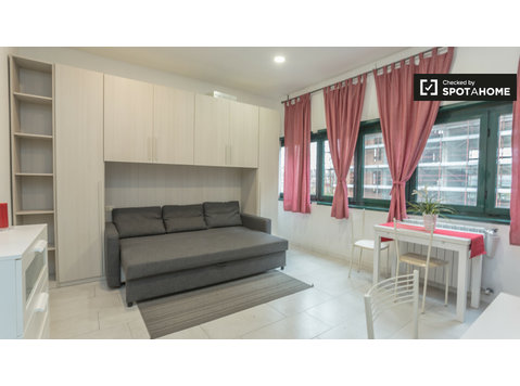 Modern studio apartment with AC for rent in Affori, Milan - Διαμερίσματα