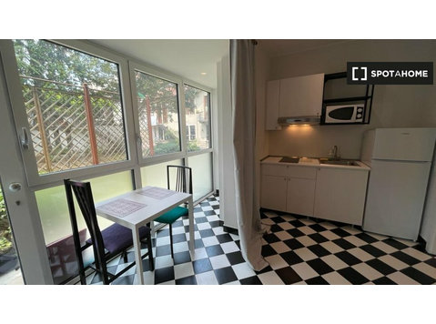 Espacio abierto con 1 dormitorio en alquiler en Turro, Milán - Pisos