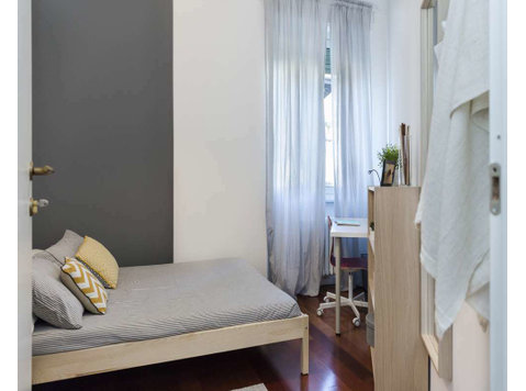 Promo: Special Offer: Stanza in Via San Vincenzo - アパート