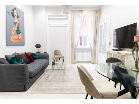 Quadrilocale Largo Claudio Treves 5 - Apartments