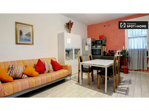 Chambres à louer à Trenno, Milan - Appartements