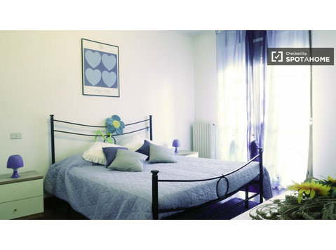 Przestronny apartament z 2 sypialniami w dzielnicy Rho w… - Mieszkanie
