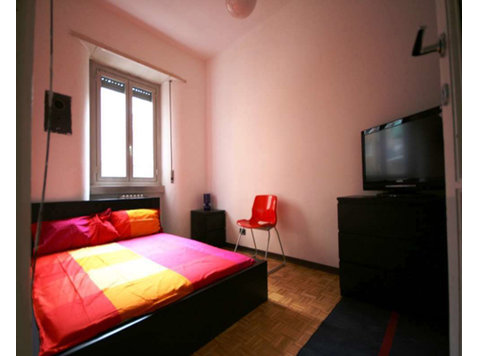 Stanza in Piazzale Bacone - Appartements