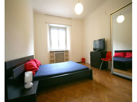 Stanza in Piazzale Bacone - Apartemen