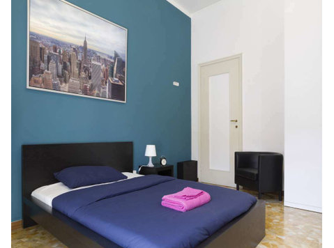Stanza in Via Giuseppe Bruschetti - Apartments