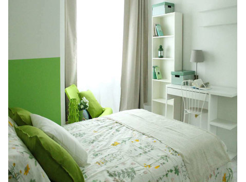 Promo: Stanza in Viale Ortles - Appartements