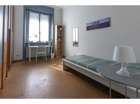 Stanza in via arona 14b  private room s2 - Apartman Daireleri