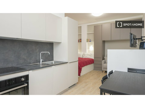 Studio apartment for rent in Barona, Milan - Appartementen