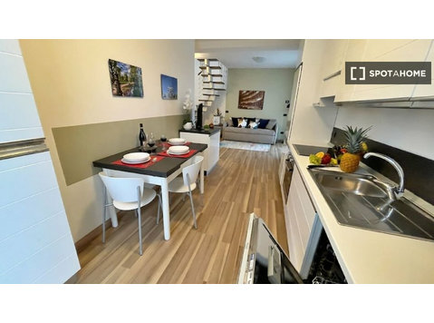 Studio à louer à Dergano, Milan - Appartements