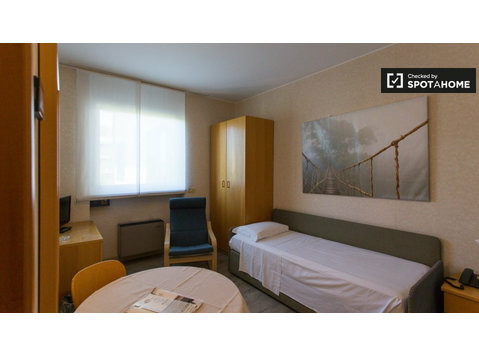 Estudio en alquiler en Milán - Pisos