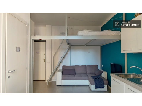 Studio apartment for rent in Milan, Milan - Apartemen