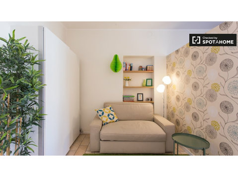 Studio à louer à Navigli, Milan - Appartements