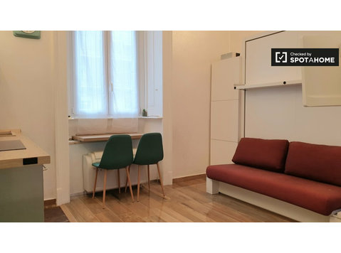 Studio apartment for rent in Ticinese, Milan - Апартаменти