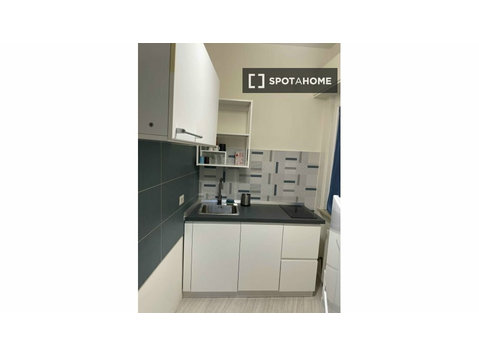 Studio à louer à Dergano, Milan - Appartements