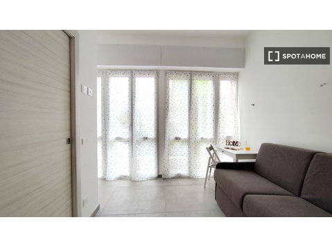 Estúdio para alugar em Loreto, Milan - Apartamentos