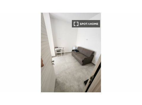 Studio zu vermieten in Loreto, Mailand - Wohnungen