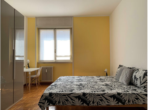 Viale Campania 29 - Room 4 - Single Use - Apartments