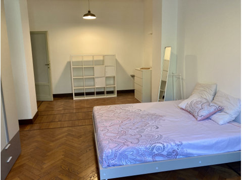 Viale Regina Giovanna 38 - Huge twin room 1 for single use - Apartments