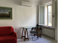 Via Vittorio Veneto, Urbino - Apartments