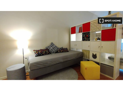 Bed for rent in a Coliving in Turin -  வாடகைக்கு 