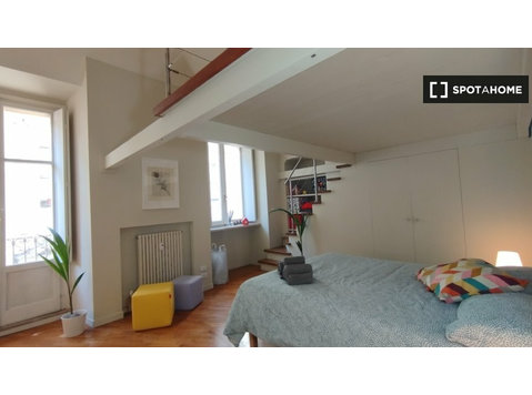 Bed for rent in a Coliving in Turin - Til Leie