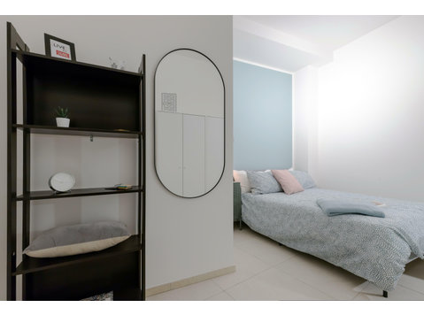 Stanza in Corso Regina Margherita - Apartments