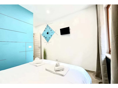 [Torino centro] Loft Nizza Blu - Apartments