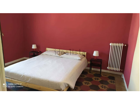Trilocale in corso Vigevano, 53 - Apartman Daireleri